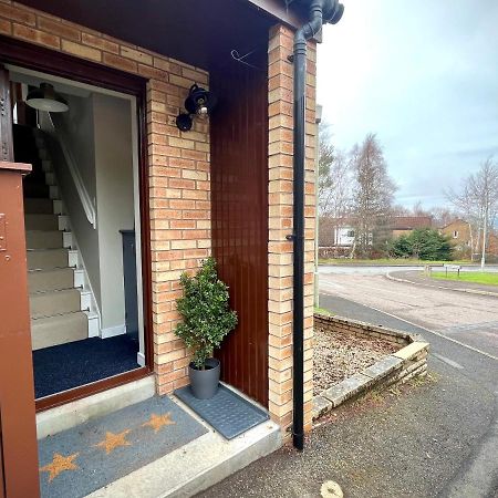 Comfortable, Modern Apartment With Parking. Inverness. Eksteriør bilde