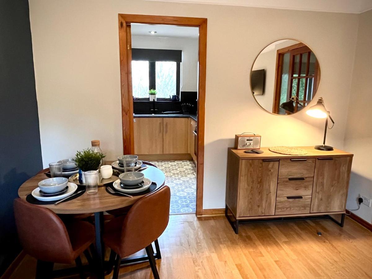 Comfortable, Modern Apartment With Parking. Inverness. Eksteriør bilde